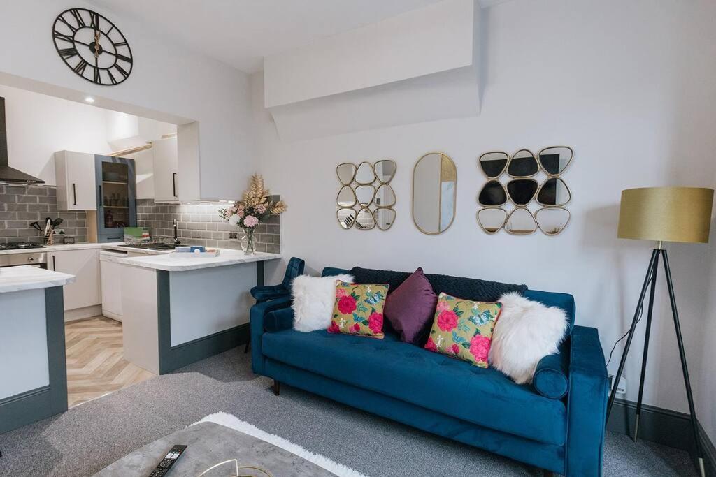 Grove House No.07 - Luxury Apartment Close To The Llandudno Beach Buitenkant foto