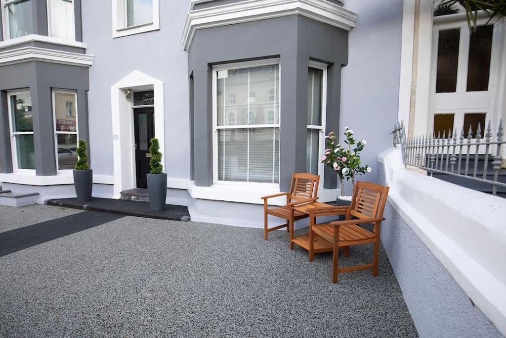 Grove House No.07 - Luxury Apartment Close To The Llandudno Beach Buitenkant foto